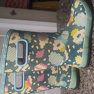 BOGS waterproof winter/rain boots size 3 little kids